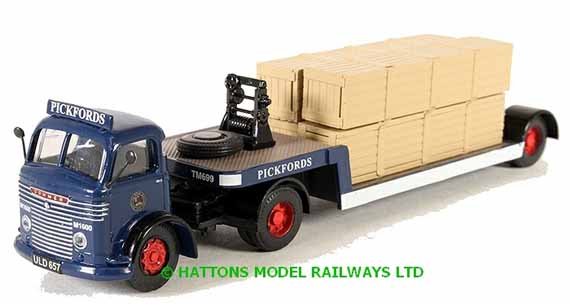 Pickfords Commer QX Articulated Low Loader Lorry width=